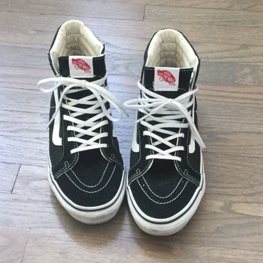 Vans Classic High Tops - Black & White